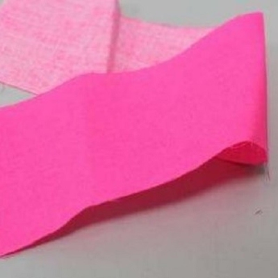 Pâte pigmentée rose fluorescente à la lumière du jour, contenu solide 40 à 50 % pour l'impression textile